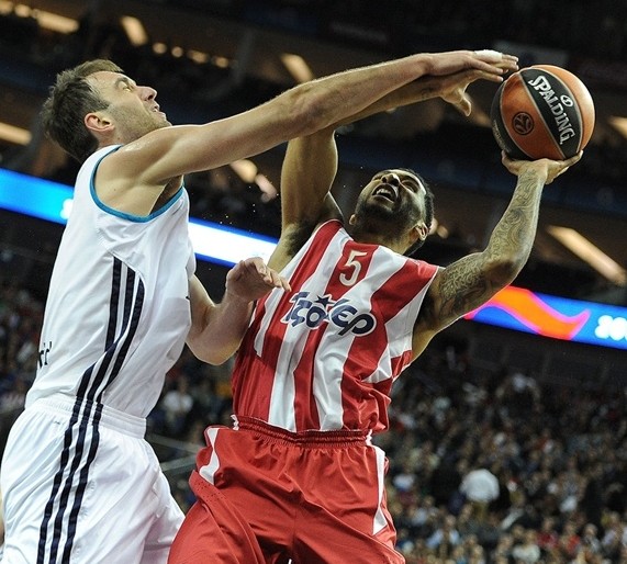 孔蒂：从赛季开始我们就一直在追赶，缺兵少将的情况太多了（孔蒂：赛季自开打便一路追赶，伤病频仍让阵容捉襟见肘）