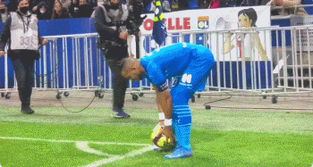 官方：2026女乙联赛将由足协和学体联共办，1月4日前预报名（2026女乙联赛由足协与学体联联合举办，预报名截止1月4日）