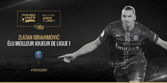 热爱皆平等，河南球迷赛前在球场外声援阿奇姆彭（热爱无界，河南球迷赛前场外力挺阿奇姆彭）