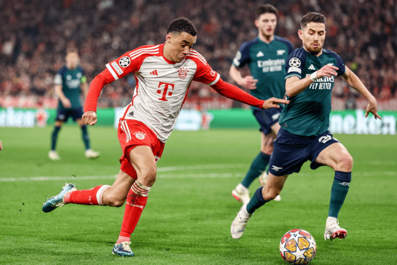 铜梁龙李镇全谈冲超：有这么多人支持我们，为什么不能冲超？（铜梁龙李镇全：背靠众多支持，冲超为何不可？）