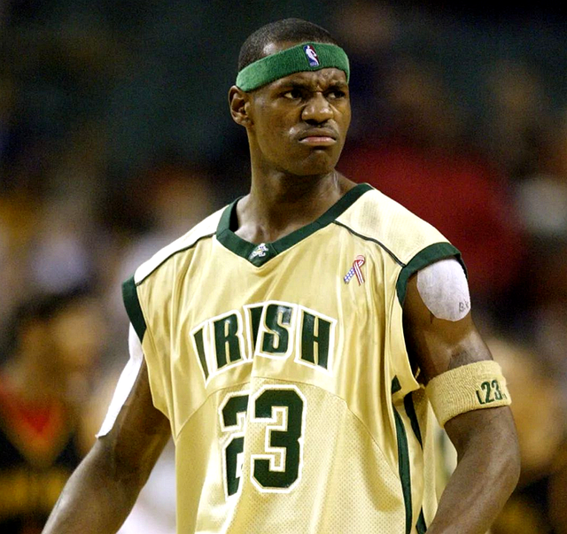 法媒：曼城、利物浦和热刺均有意埃弗顿前锋恩迪亚耶（法媒：曼城、利物浦、热刺均对埃弗顿前锋恩迪亚耶感兴趣）