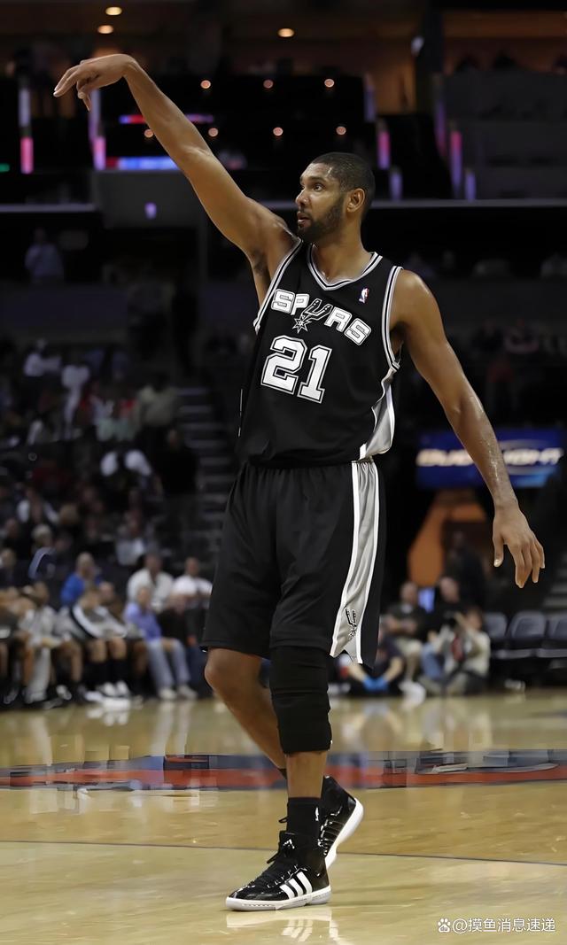 陈梦和黄子韬切磋乒乓球 黄子韬精准狙击陈梦笑点（陈梦与黄子韬乒乓过招 黄子韬精准拿捏陈梦笑点）