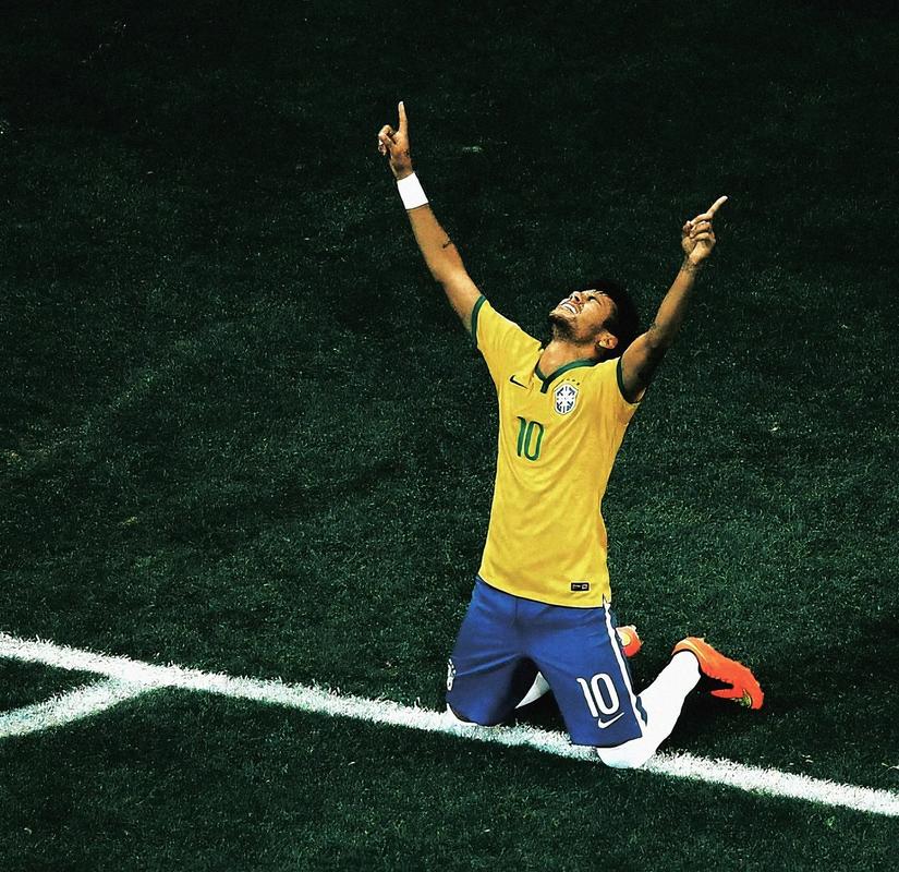 英超夺冠赔率：红军受阻仍领跑 曼城1赔101掉队（英超争冠赔率：利物浦受挫仍居首，曼城1赔101跌出争冠行列）